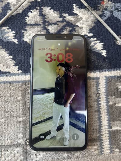 ايفون XS