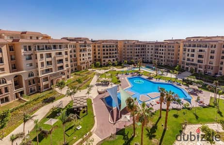 Ready-to-move-in apartment, 173 sq m, in New Cairo's Fifth Settlement, on 90th Street, directly opposite the American University in Cairo (AUC).