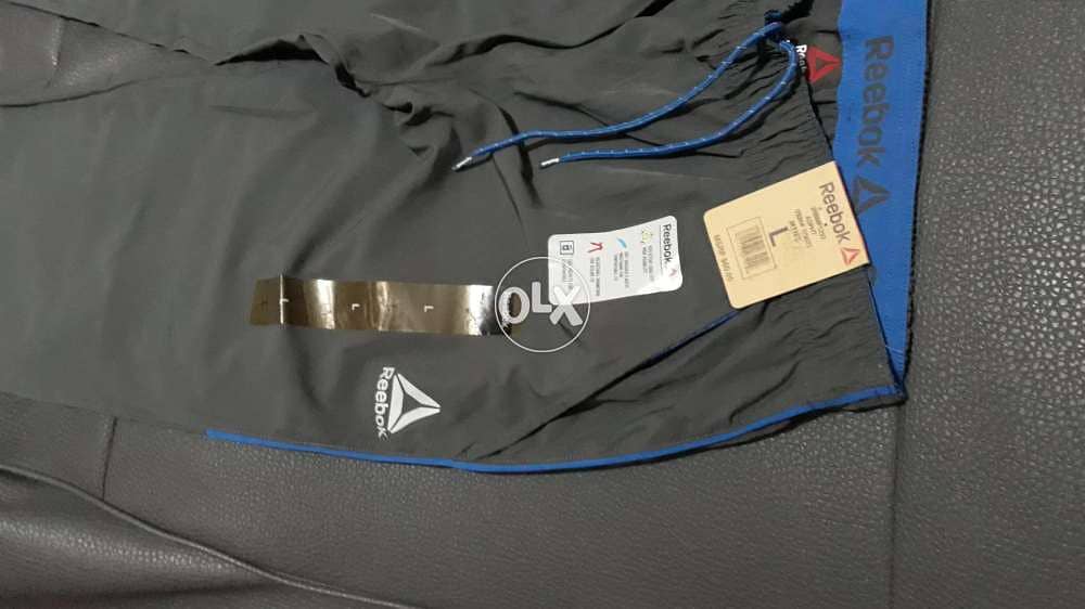 Reebok training pants size ( M & L ) 4