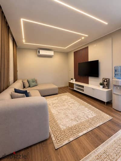 Furnished studio for rent in Madinaty – first-time occupancy, ultra-super-lux finishes, prime location.