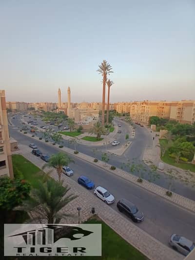 للبيع شقة بفيو الخدمات والمسجد 96 متر B7