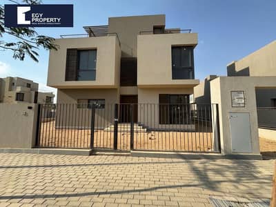 Luxury Villa for Sale in Sodic East with 5 Bedrooms for Lowest Price