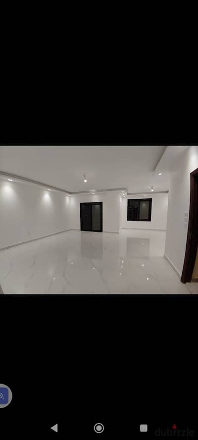 200-square-meter apartment for rent in Al-Banafseg Villas (First Settlement, New Cairo); first-time occupancy.