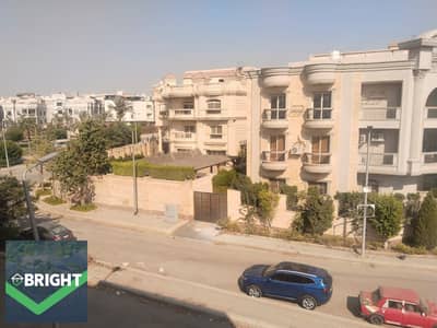 Corner apartment for sale in the Second District, Fifth Settlement, New Cairo. It features "Super Lux" finishing, a stunning Hashmi stone façade