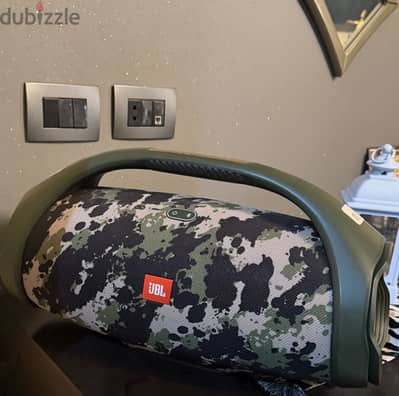 JBL BoomBox 2