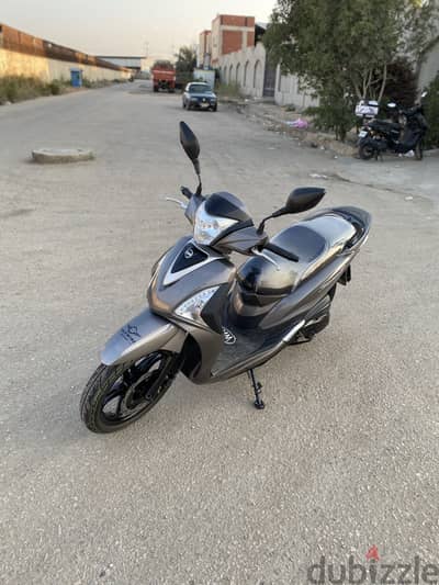 Sym st200i