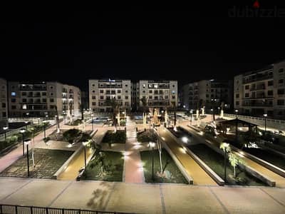 دوبلكس للبيع في كمباوند جايد duplex for sale in compound Jayd
