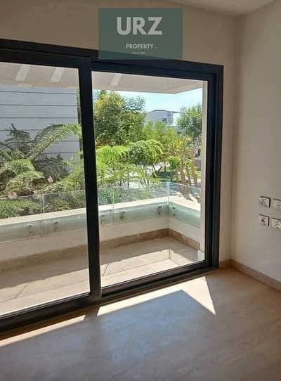 100sqm apartment with open views in Sarai on Suez Road, near Amorada, Jayd, Layan & minutes from AUC. Flexible installments or instant discount.