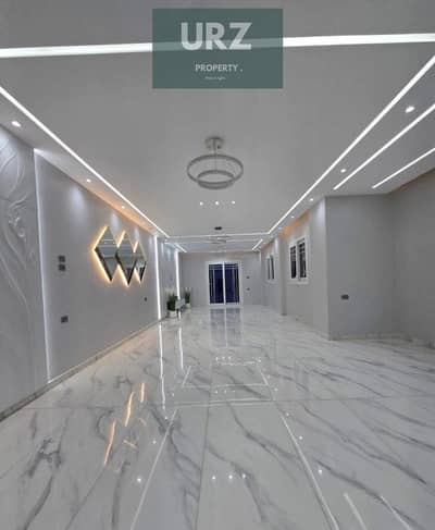 فرصة ممتازه شقة للبيع في كمبوند كريك تاون التجمع الخامس على طريق السويس مباشرة بالقرب من مدخل مدينة الرحاب و دقايق من التجمع الاول و كمبوند تاج سيتي
