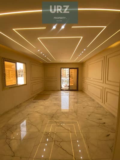 شقة DOUBLE VIEW امام اوسع قطعة لاندسكيب في مدينة المستقبل بالتقسيط علي12سنة بجانب بريفادو مدينتي ودقائق من الرحاب و البروج و الشروق و بلوم فيلدز