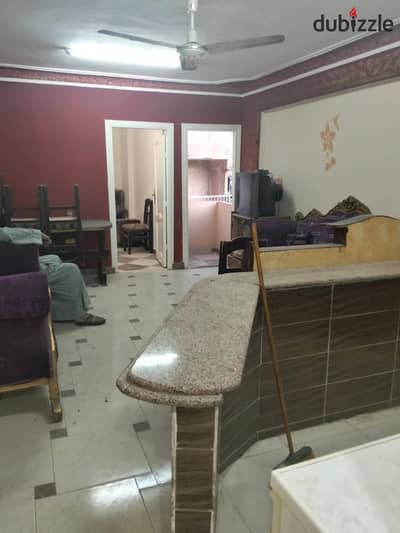 For those looking for 3 rooms at a very low price in a prime location in Al-Zahra, 3 rooms and 2 separate pieces at discounted prices