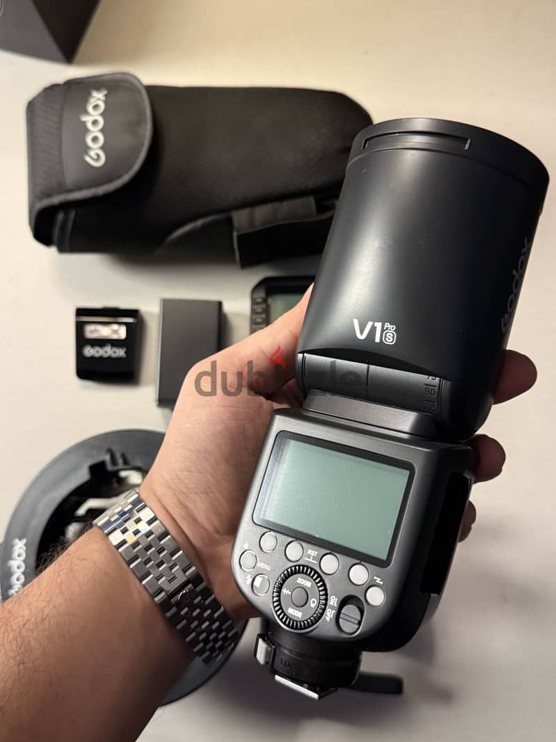Godox V1Pro S Flash for Sony + XPRO ii trigger + Godox S2 1