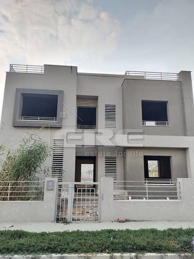 Villa Standalone for Sale in Compound Palm Hills  Katameya Extension