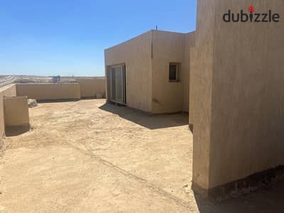 بنتهاوس 3 غرف على البحيره ولاندسكيب فيو بروف واسع للبيع – ذا سكوير