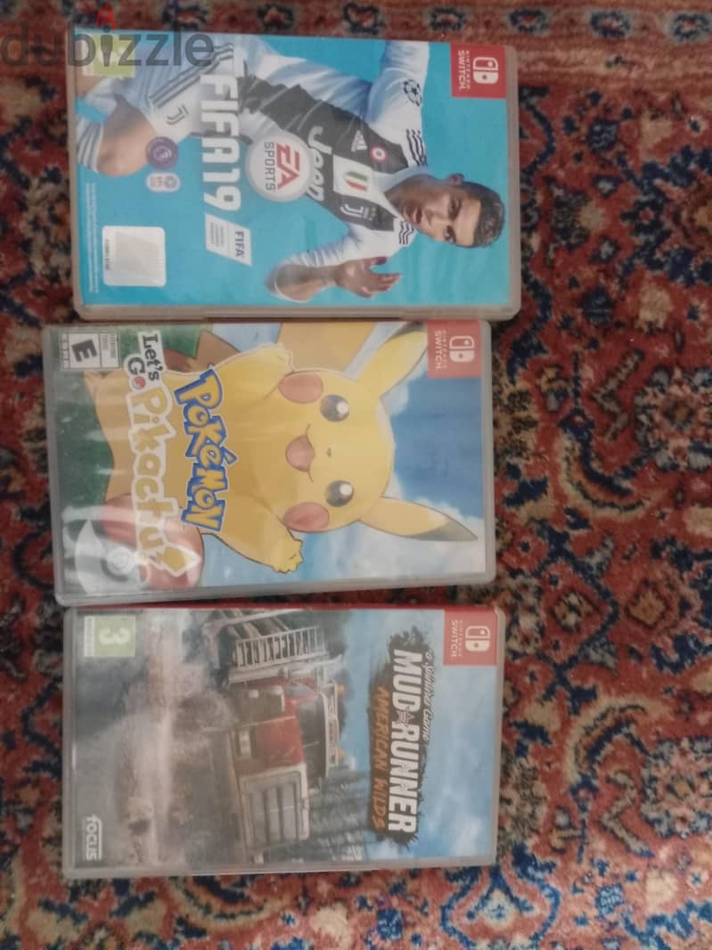 Nintendo switch + 3 games and case 1