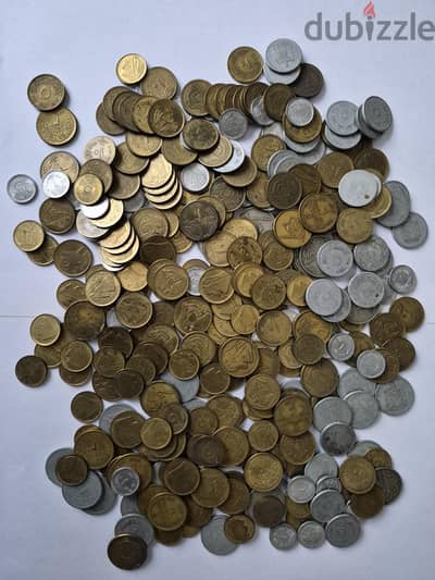 مجموعة متنوعة ٣٥٠ قطعة اصدارات من ١٩٦٧ حتى ١٩٩٢م