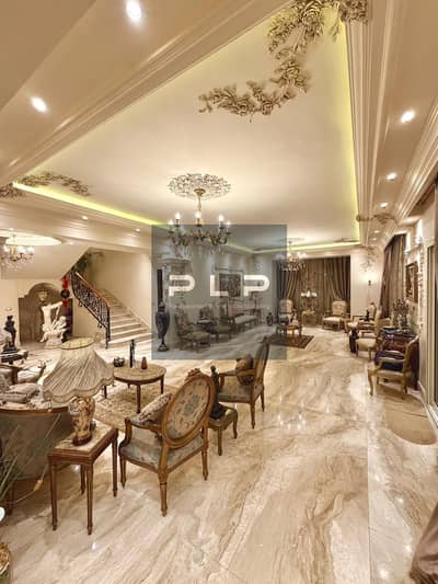 Twin house with ultra-super-lux finishing, ready to move at the lowest price in Diar Park Compound.