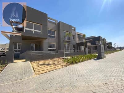 Penthouse for sale in Kayan Compound (Grand Heights). Features a distinctive view overlooking the clubhouse; fully finished and ready for immediate ha