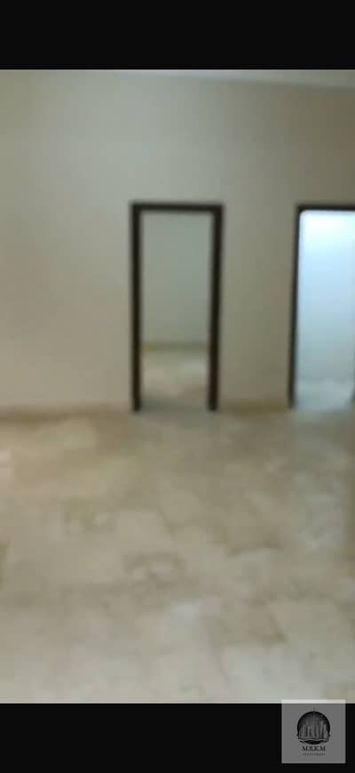 Basement for rent (133 sqm) in the South Academy villas area