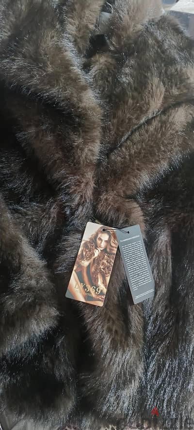 fur coat