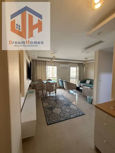 Modern hotel apartment 2 bedrooms 2 bathrooms for rent furnished in Madinaty / key available