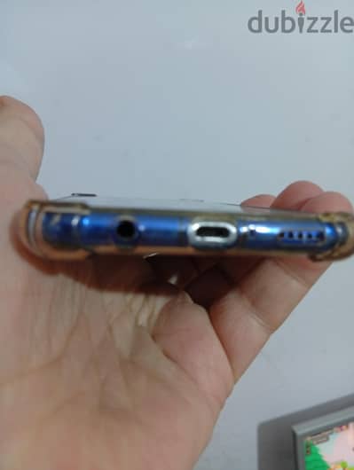 نوفا i3 بحالة ممتازه بصمة وكاميرا