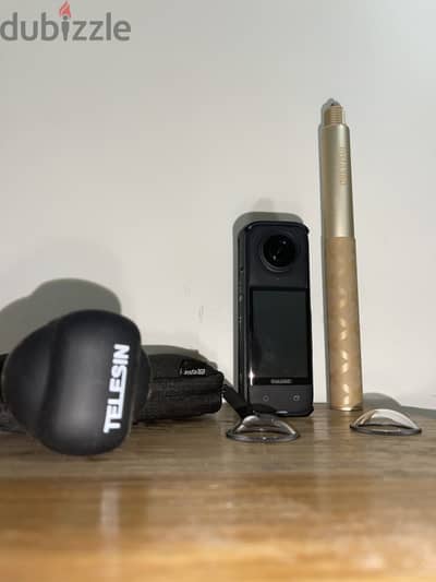 Insta360 x4