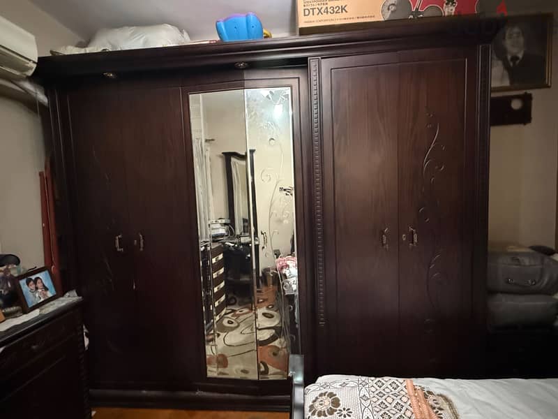 Full bed room with good condition 7