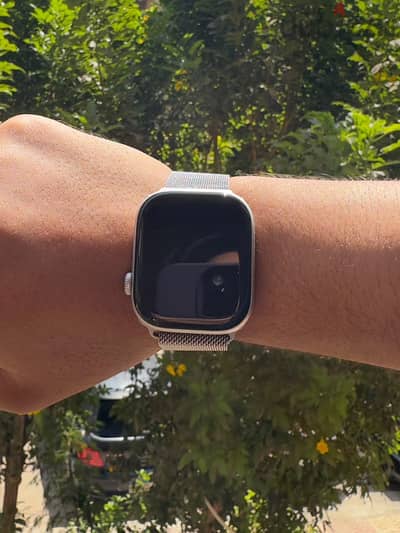 Apple Watch Series 10 46mm – Like New | 100% Battery