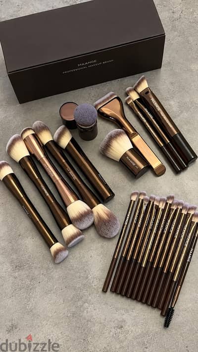 maange professional brush set