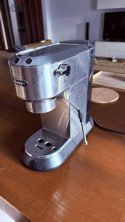 Delonghi Dedica 685. M