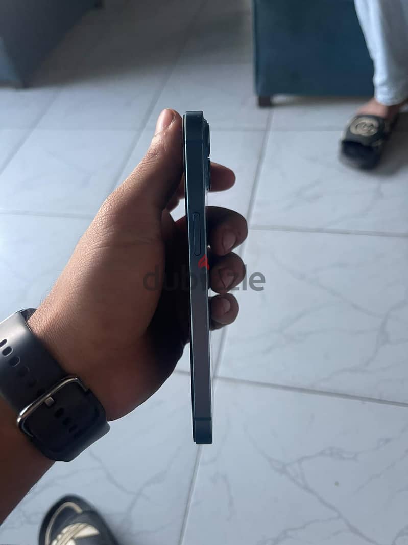 Apple - iPhone 13 1