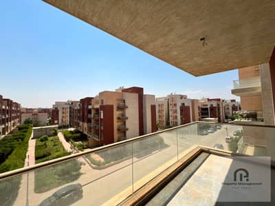 للبيع شقه مميزه بكمبوندPromenade بالتجمع الخامس