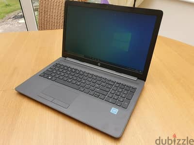 بنصف ثمنه جديد لم يستعمل لاب توب HP بكارتين شاشة انتل ونيفيديا