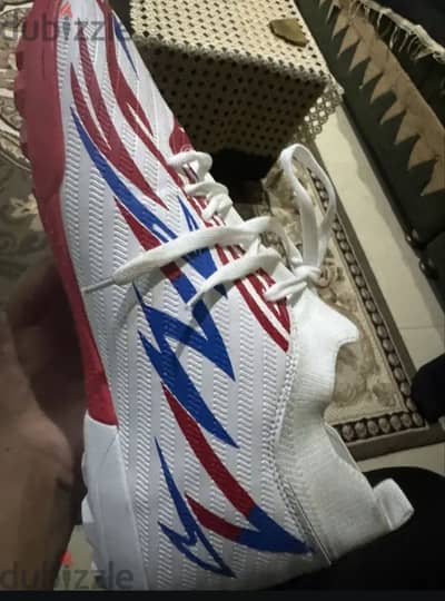 ترتان مقاس ٤٤