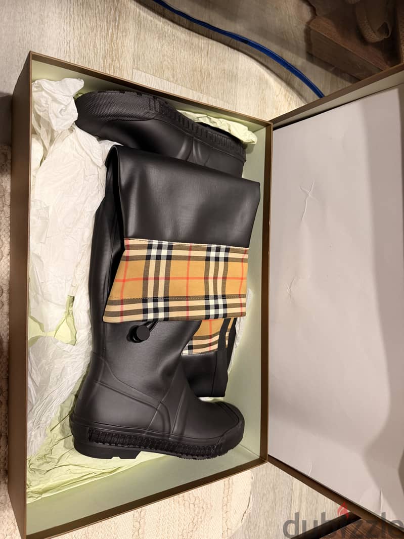 Burberry Rain Boots 1