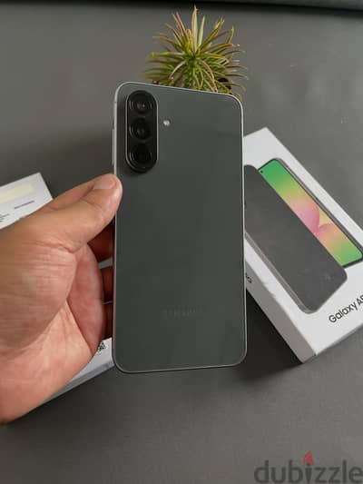 SAMSUNG A56  256G 8RAM