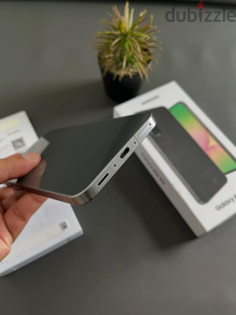 SAMSUNG A56  256G 8RAM 2