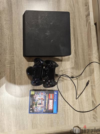 PS4 Slim