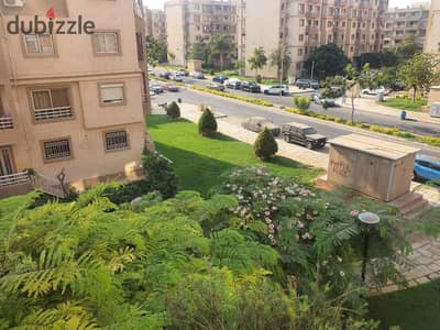 شقه للايجار في مدينتي قانون فيو جاردن بسعر لقطه مساحه 103متر 3 غرف 2 حمام