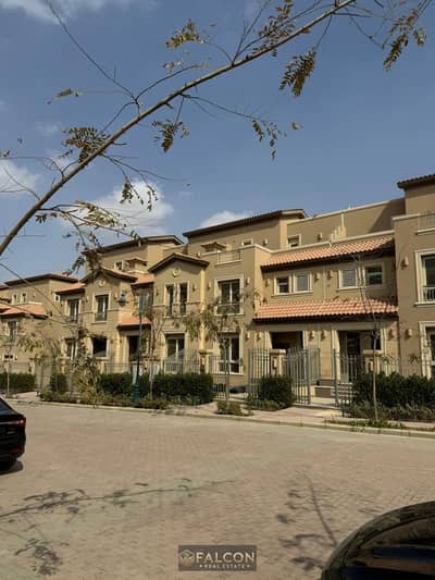 Ready To Move & Fully Finished Townhouse Villa Beside Al Fattal Al Aliim Mosque in R4 at New Adminstrative Capital Main Entrance in La Vista City