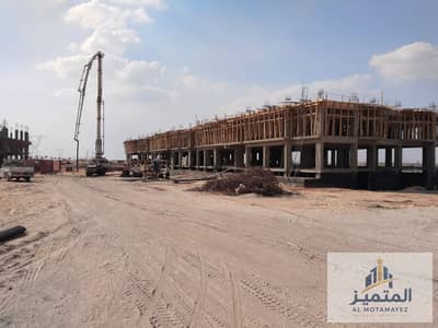 Waad Compound in New Obour City, the first point in New Obour with an open sea view, 140m², 3 rooms including garage, 780,000 down payment, installmen