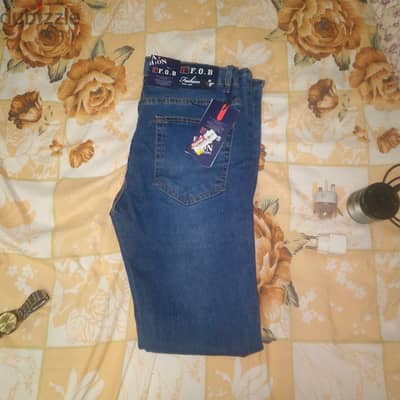 بنطلون جديد