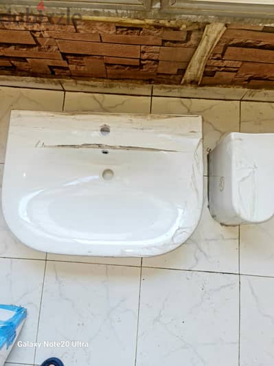 للبيع حوض بالركبة ايديال استاندر جديد لم يستخدم