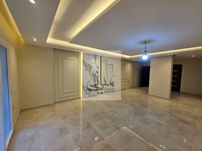 Ground-floor apartment for rent in Zayed Dunes Compound; includes kitchen and air conditioning. Apartment area: 188 sqm; garden area: 160 sqm.