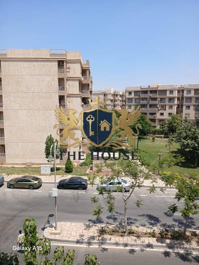 شقه 103م للبيع في مدينتي B6 استلام فورى بجوار الثاوث بارك