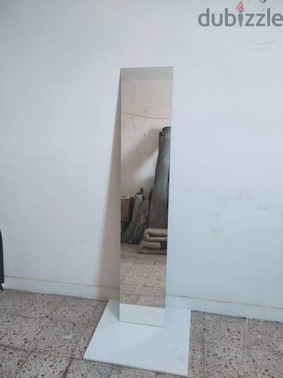 مرايا طويله سليمه نقاء100٪ حامل معدني خلفي لتعليق بمسمار