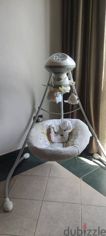 Fisher Price cradle n swing very good condition