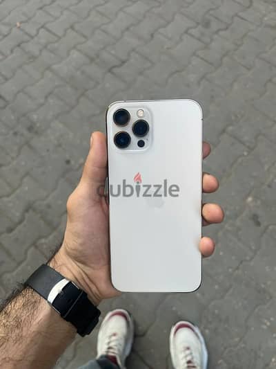 ايفون 12 برو ماكس مساحه 128