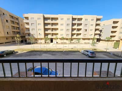 Exclusive apartment in a compound located in the best areas of Al-Andalus near the university and 90 St.